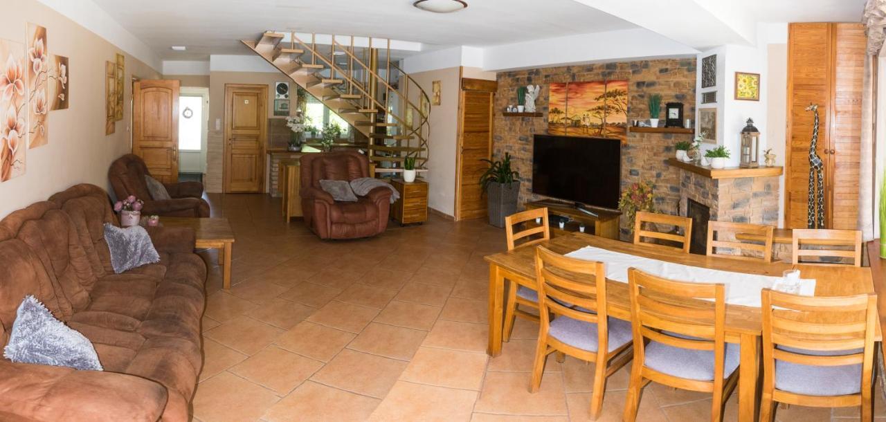 Oázis apartman Keszthely Esterno foto