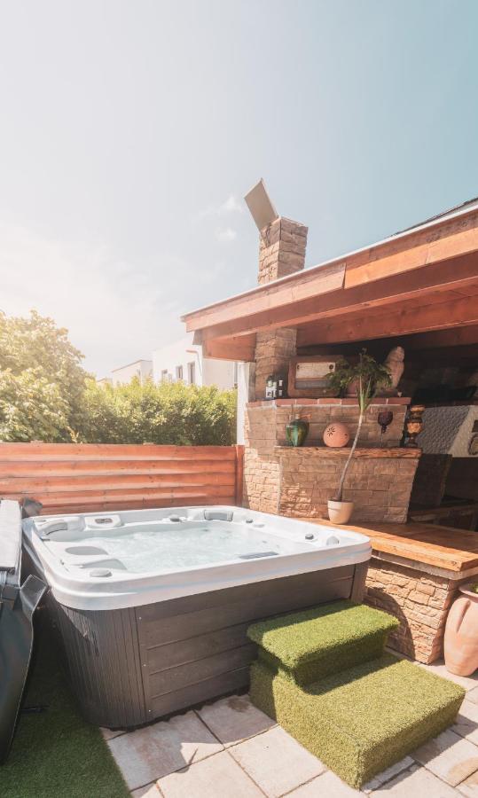 Oázis apartman Keszthely Esterno foto